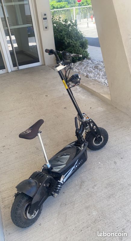 Trottinette électrique (image 1)
