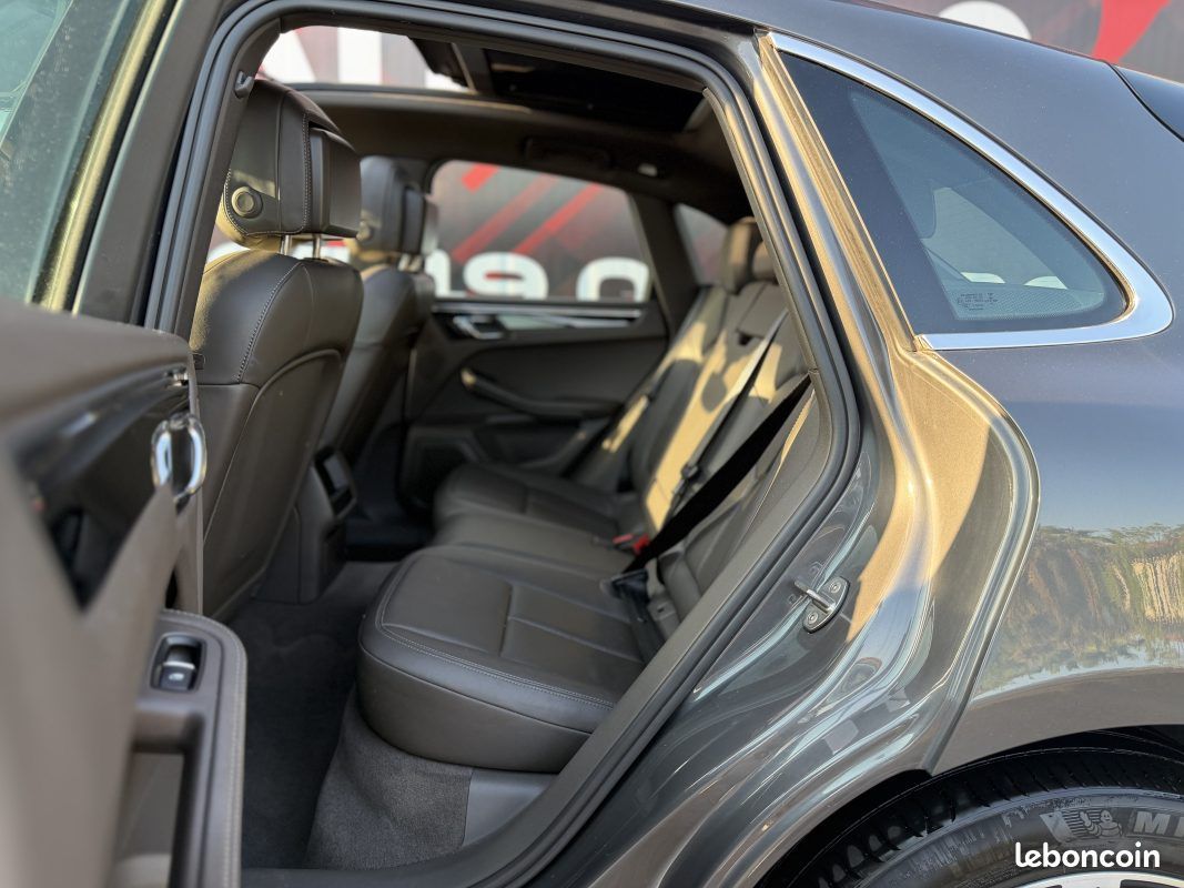 Porsche macan 3.0d 258 s 2015 (image 22)