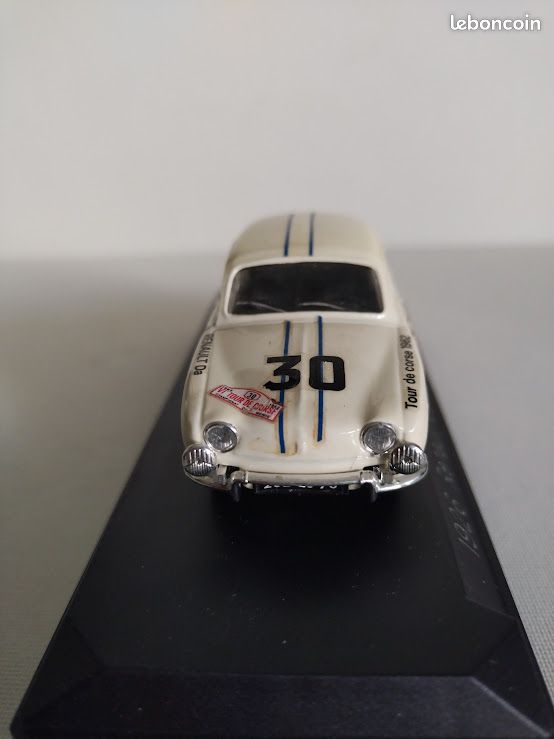 Coffret 2 Voitures Solido 1/43 – Dauphine Et Alpine – Tour De Corse 1962 – Occasion