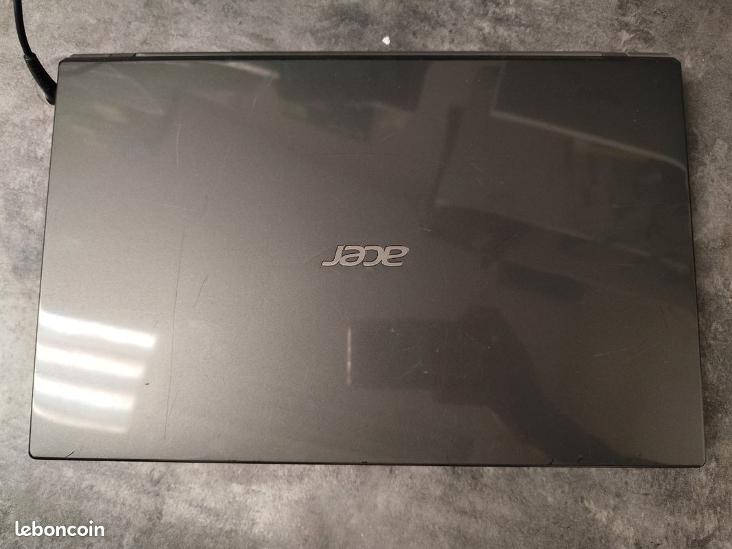 PC Portable Acer Aspire V3-771G 17,3 Pouces, I7, SSD 500Go, RAM 8Go, Windows 11 (occasion)