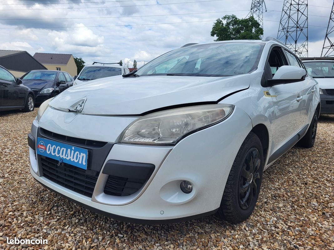 Renaut megane 3 estate 1.5 dci 110 ch boite automatique (image 1)