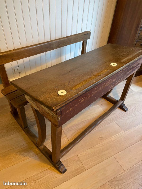 Bureau d’écolier ancien (image 5)