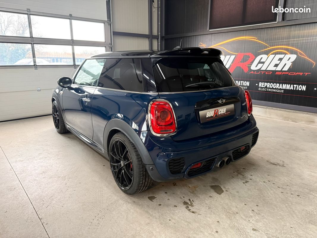 Mini 3 John Cooper Works (image 2)