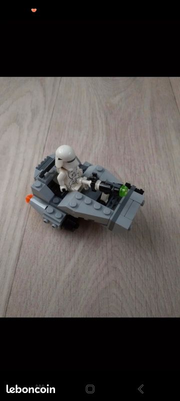 LEGO Star wars Le snowspeeder du premier ordre (image 1)