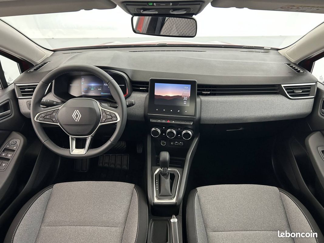 RENAULT Clio E-Tech full hybrid 145 ch GSR2 Evolution (image 28)