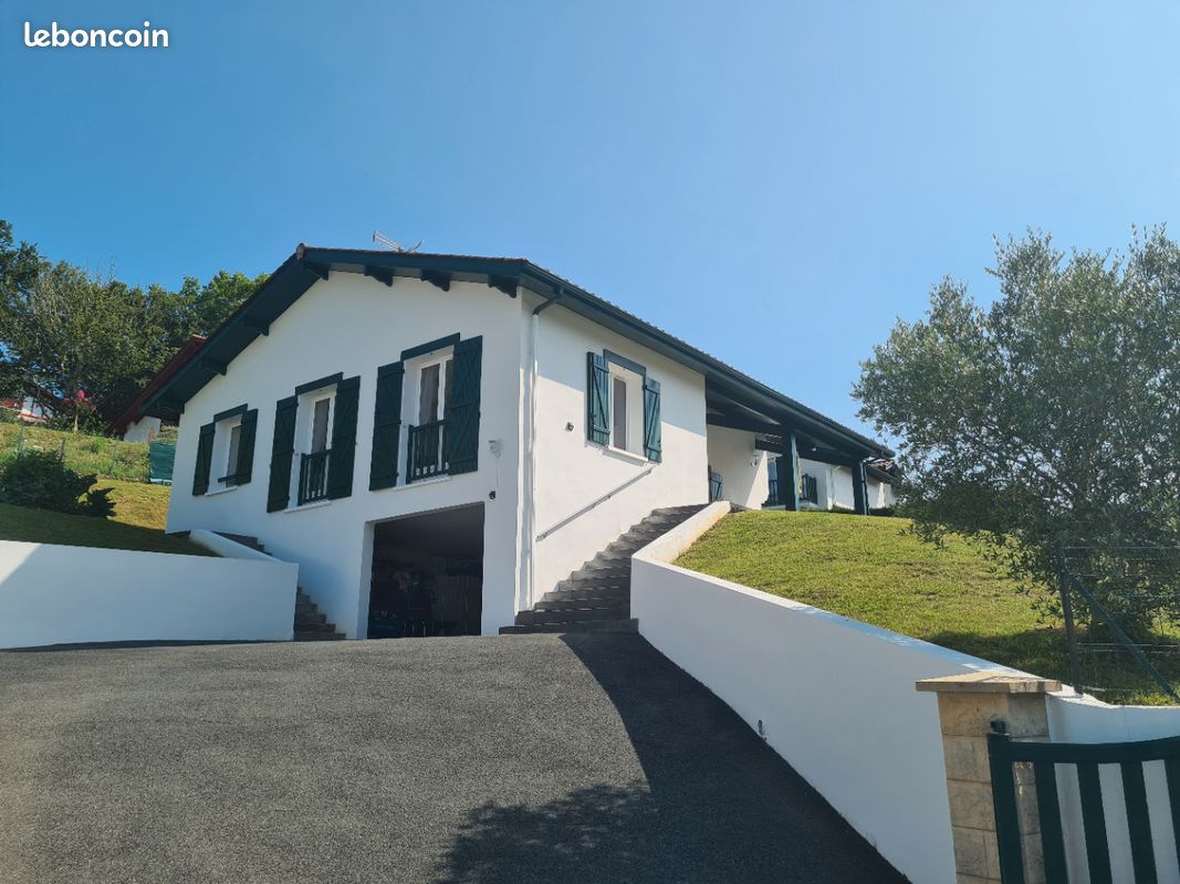 Maison 4 pièces 90 m² - Saint-Pée-sur-Nivelle 64310 (image principale 0)