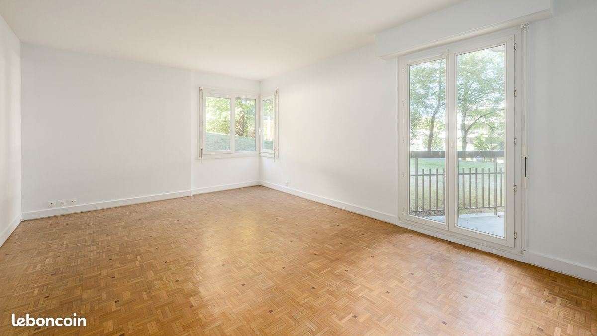 Appartement 3 pièces 80 m² · à Ville-d'Avray · 80 m² · 1 699 €/mois