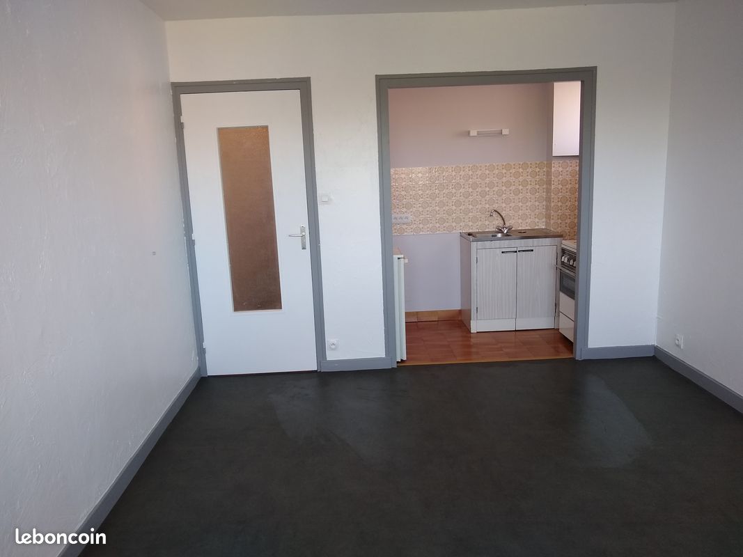Appartement a louer vandoeuvre-les-nancy - 1 pièce(s) - 33 m2 - Surfyn