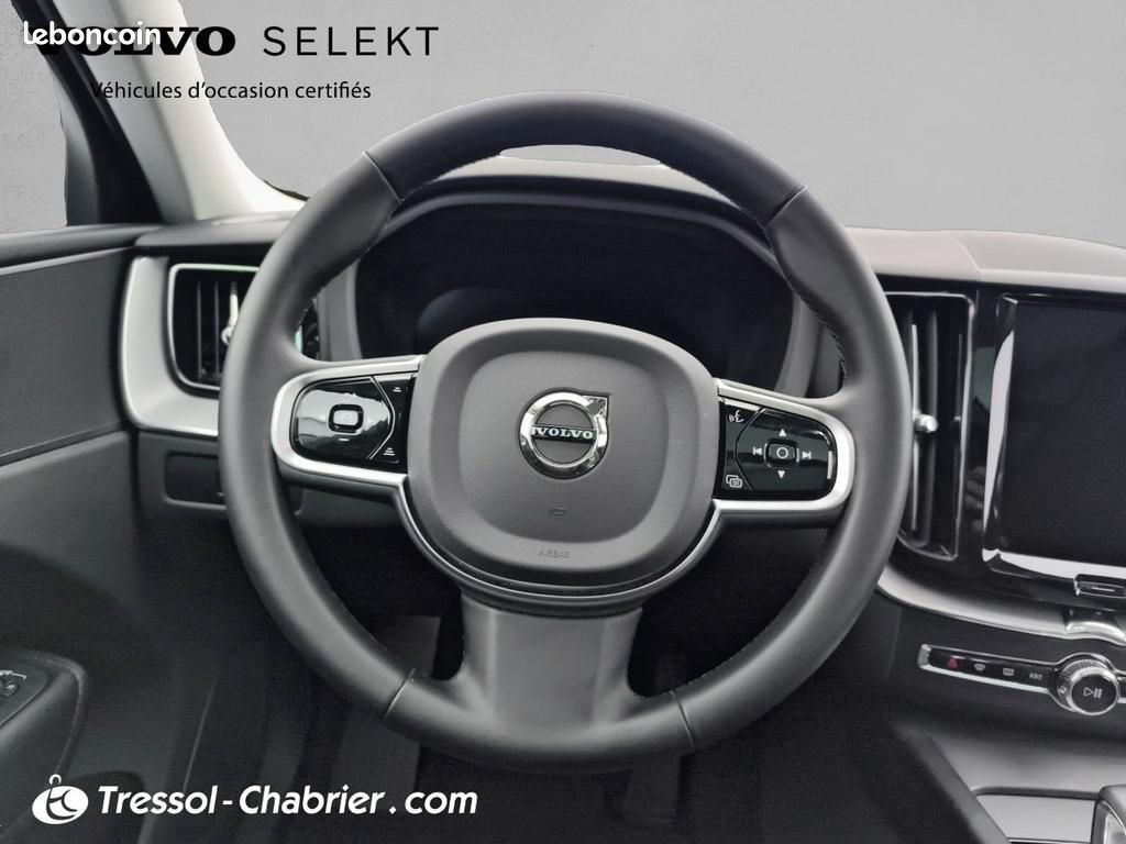 Volvo XC60 T6 Recharge AWD 253 ch + 145 Geartronic 8 Plus Style Dark (image 12)