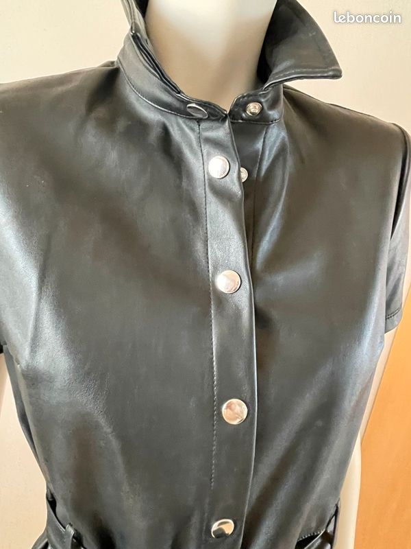 Robe simili cuire a boutons Vêtements