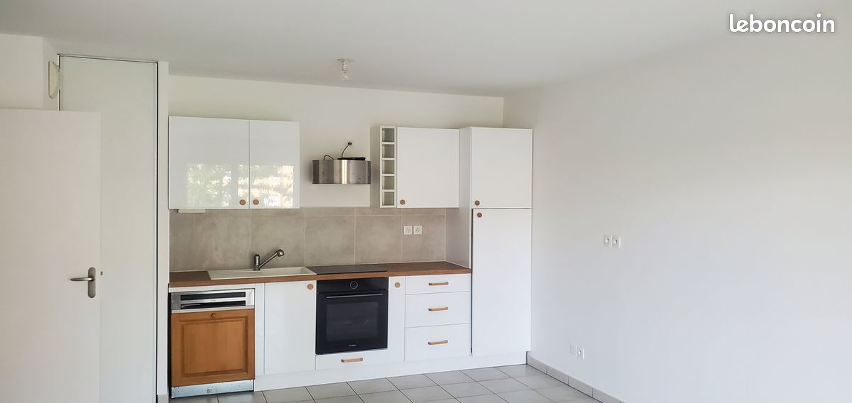 Appartement 3 pièces 60 m² · à Vourles · 60 m² · 990 €