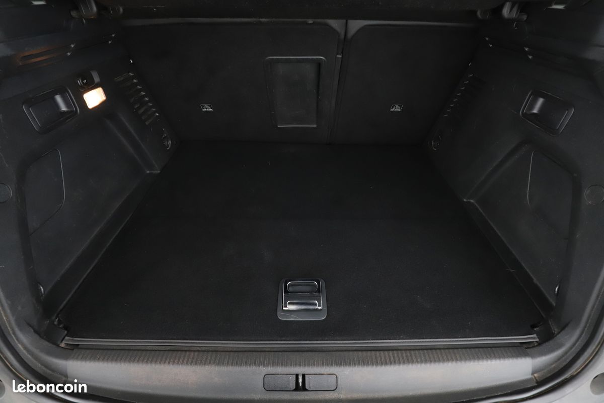 Peugeot 3008 1.6 Hybrid4 GT e-EAT8 300 ch (image 15)