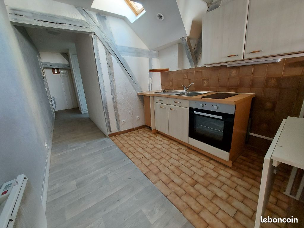 Appartement 1 pièce 36 m² · à Melun · 36 m² · 650 €