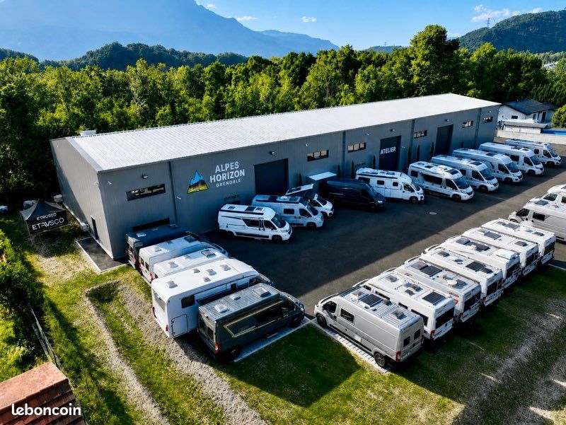 HYMER CARADO CVE 600 | LIT XXL | SOUTE XXL | Attelage | Panneau Solaire | Caméra | GPS | Smart TV | Apple CarPlay / Android Auto | Garantie 12 Mois | Fourgon Aménagé / Camping-Car (image 12)