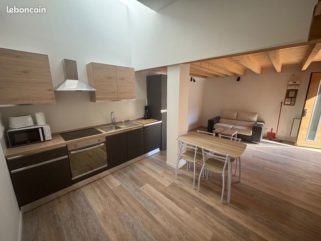 Appartement 2 pièces 40 m² · à Saint-Étienne · 40 m² · 550 €