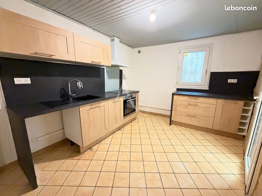 Maison 4 pièces 98 m² · à Marguerittes · 98 m² · 745 €/mois