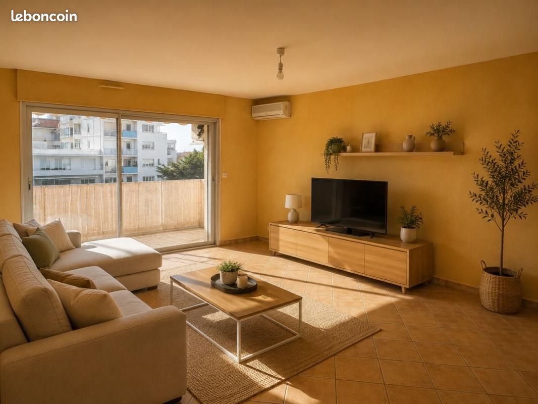 Appartement 3 pièces 74 m² · à Hyères · 74 m² · 266 250 €