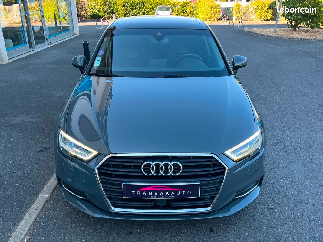 AUDI A3 SPORTBACK 2.0 TFSI 190 S tronic 7 Design Luxe (image 2)