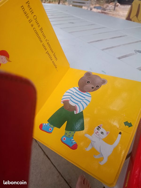 Livre Petit Ours Brun pop-up (image 2)