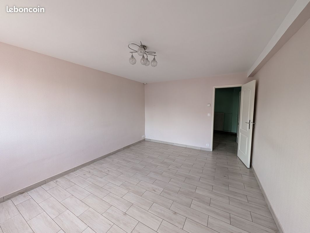 Maison 6 pièces 133 m² · à Flers-en-Escrebieux · 133 m² · 181 000 €