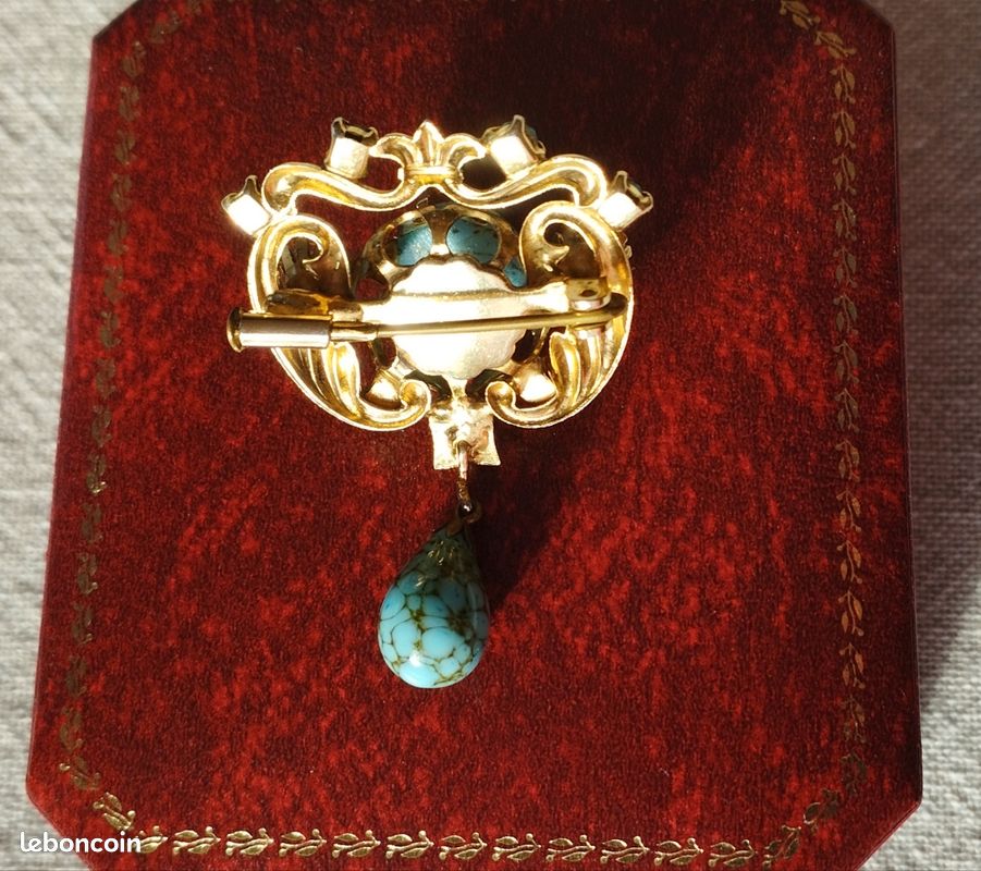 Broche Filigrane Doré Et Perles Turquoise – Bijou Fantaisie Vintage