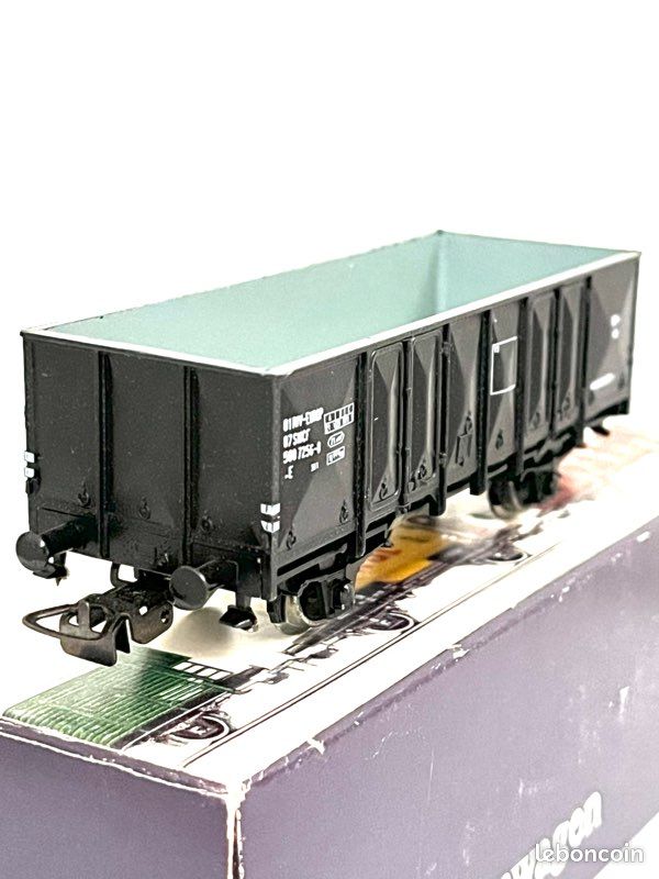 SMCF Ho wagon FOURGON DE QUEUE , tout métal avec boite d'origine , très bon état