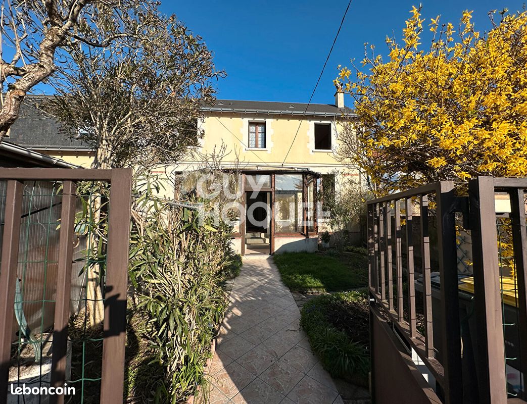 Maison 4 pièces 85 m² · à Tours · 85 m² · 250 000 €