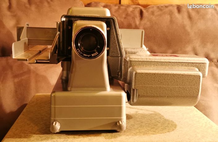 Projecteur Diapositives SFOM 860 Demi Auto – Avec Malle Vintage – Fonctionnel