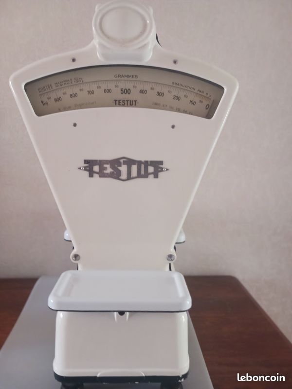 Old trade scale Maison TESTUT / XX century Grey/Brown Metal