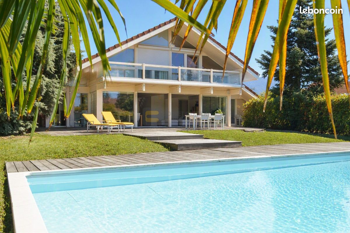 Maison 5 pièces 180 m² · à Vétraz-Monthoux · 180 m² · 1 250 000 €
