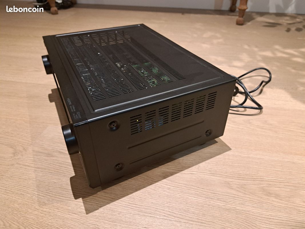 Ensemble home cinéma 5.1: Ampli PIONEER enceintes HARMAN KARDON (image 2)