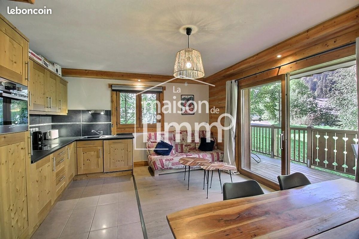 Appartement 3 pièces 54 m² · à Châtel · 54 m² · 450 000 €