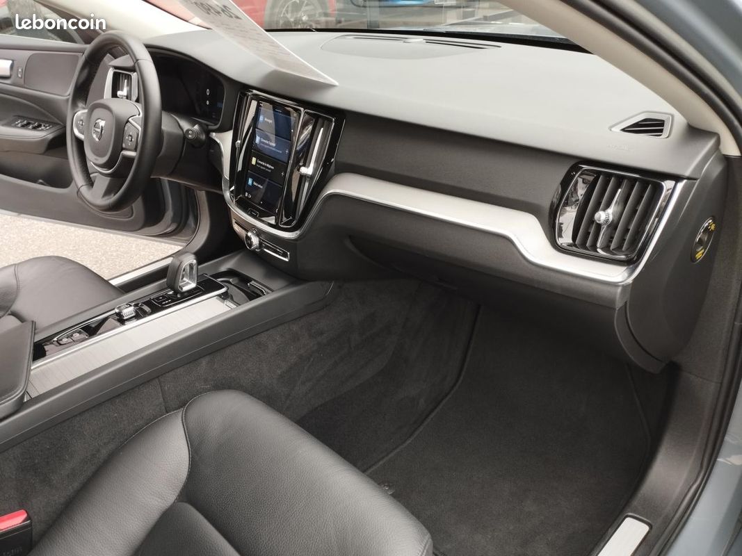 VOLVO V60 B4 Micro-Hybride Diesel - 197 - BVA Geartronic 2018 BREAK Start (image 21)