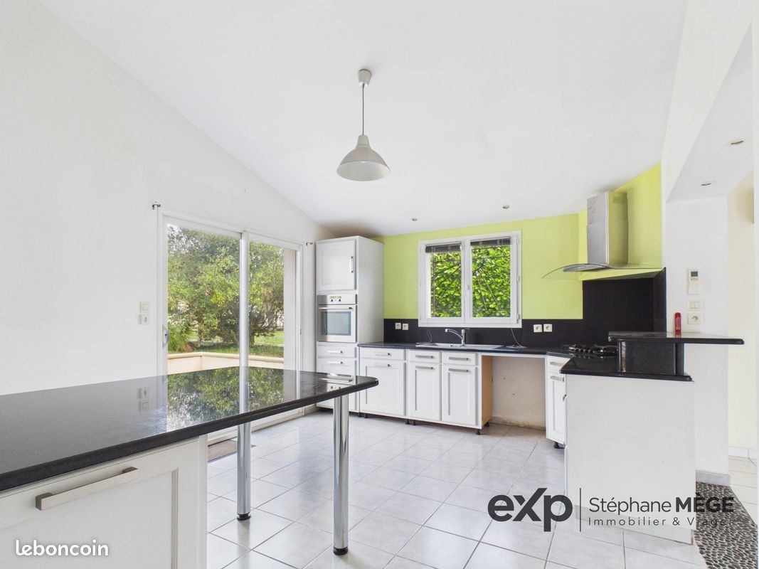 Maison 5 pièces 99 m² · à Castelnau-de-Médoc · 99 m² · 263 500 €