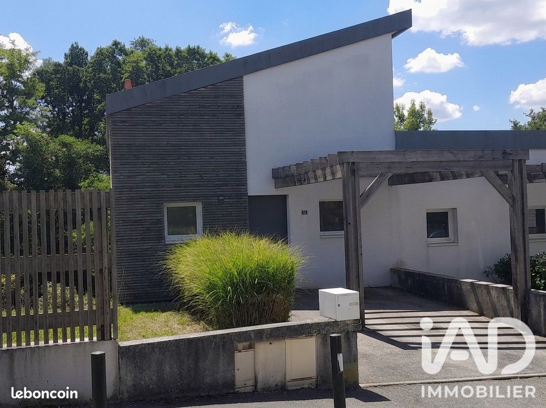 Maison 3 pièces 67 m² · à Ambarès-Et-Lagrave · 67 m² · 225 000 €
