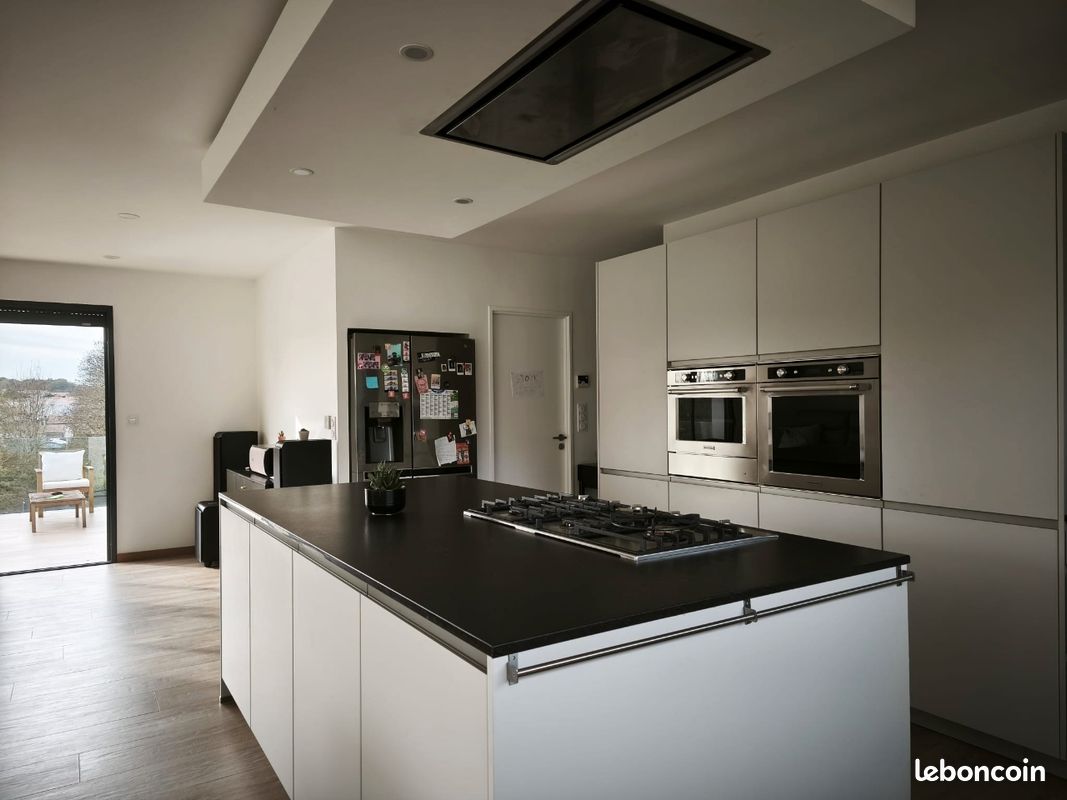 Maison 5 pièces 139 m² · à Beychac-Et-Caillau · 139 m² · 349 000 €