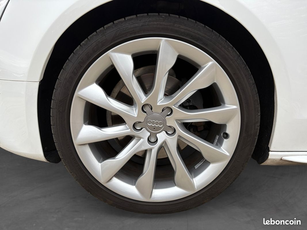 AUDI A5 (2) SPORTBACK 2.0 TDI 190 S LINE QUATTRO S TRONIC 190Ch Garantie 12 mois TRÉS BON ÉTAT SUIVI AUDI (image 15)