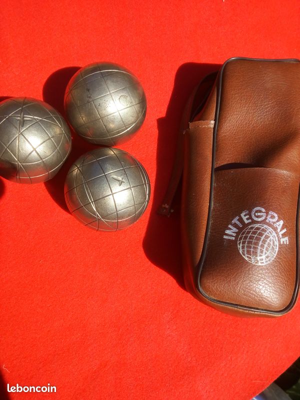 La boule noire CX COU : une sacoche de pétanque offerte ! Petanque Stock