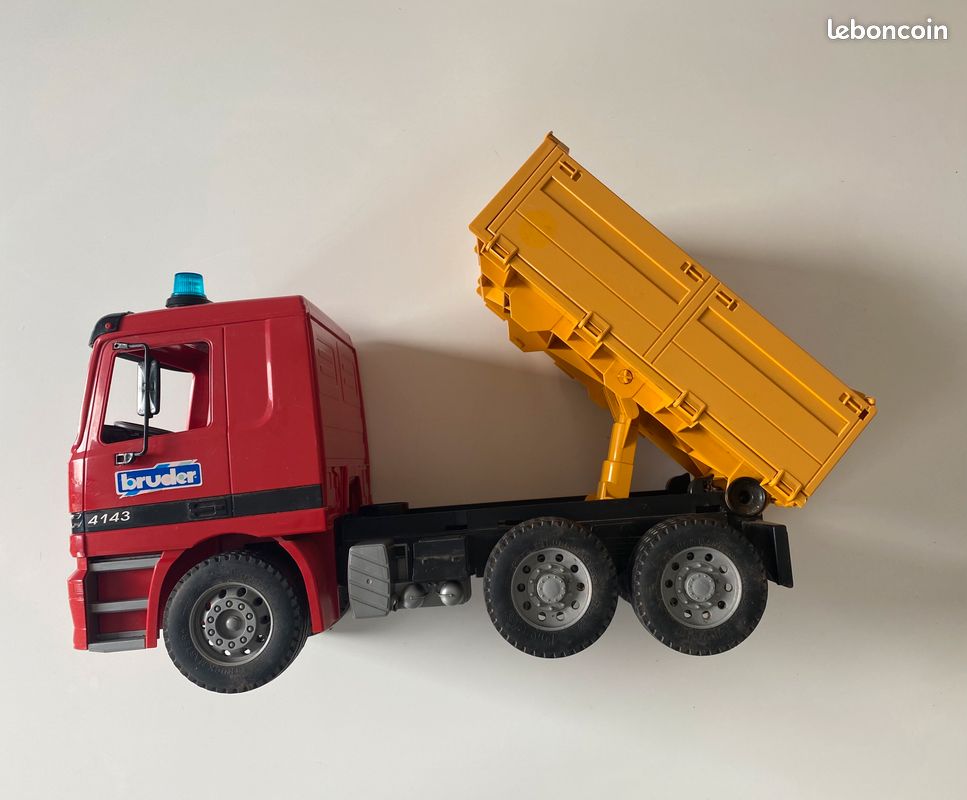 Camion benne Bruder (image 1)