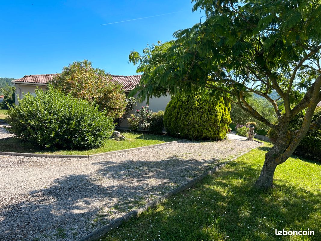 Maison 4 pièces 100 m² · à Lorp-Sentaraille · 100 m² · 240 000 €