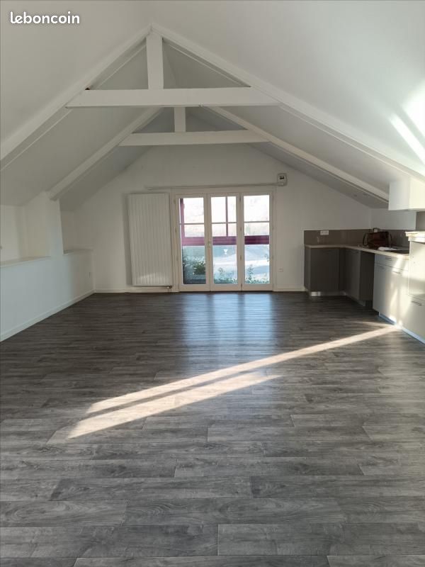 Appartement 4 pièces 86 m² · à Loubeyrat · 86 m² · 670 €/mois