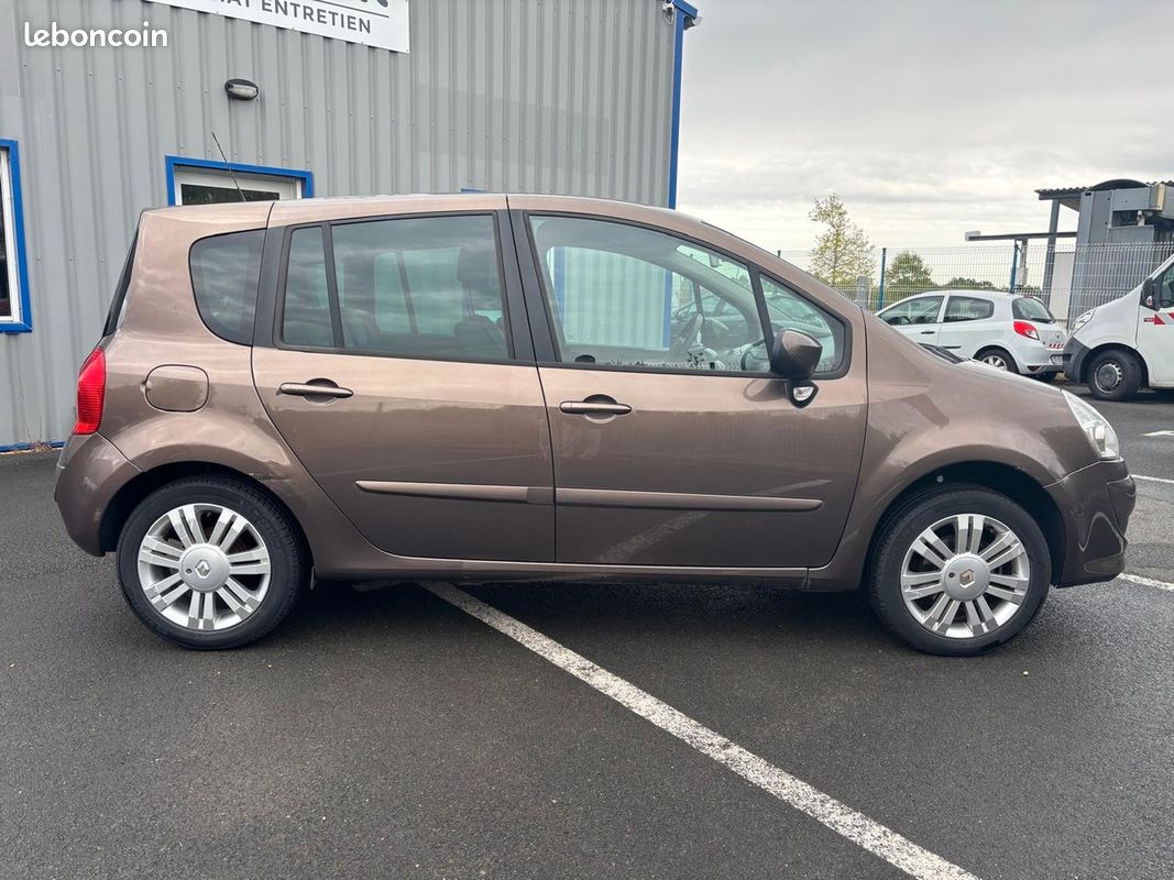 RENAULT Grand Modus 1.5 DCI 85 / FAIBLE KILOMETRAGE / GARANTIE 12 MOIS (image 8)