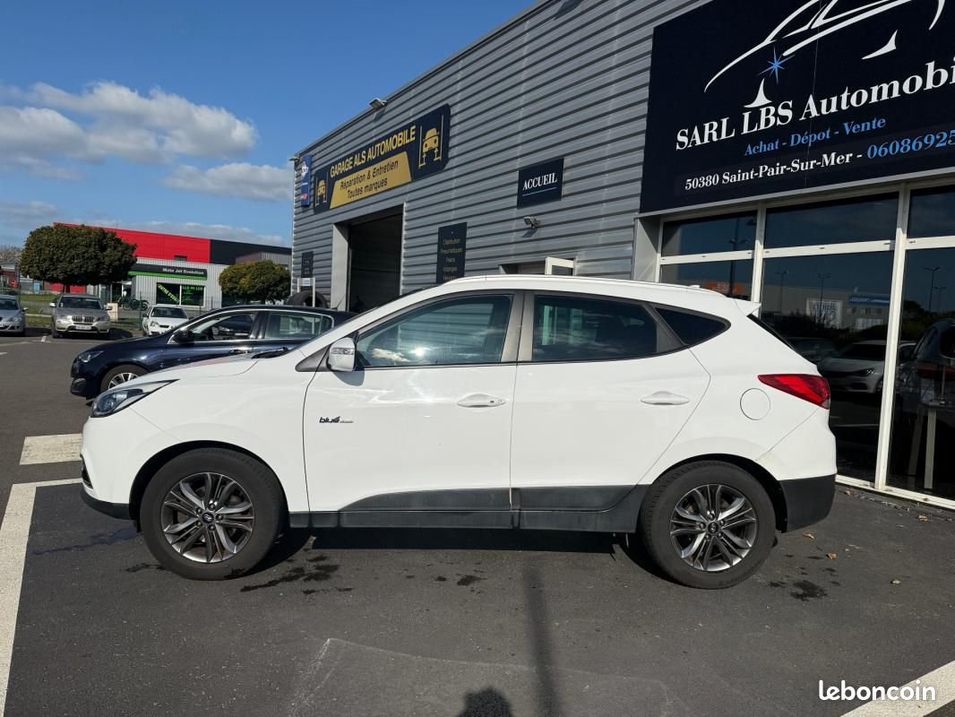 Hyundai ix35 1.7 CRDi 115 2WD Blue Drive - 5P (image 2)