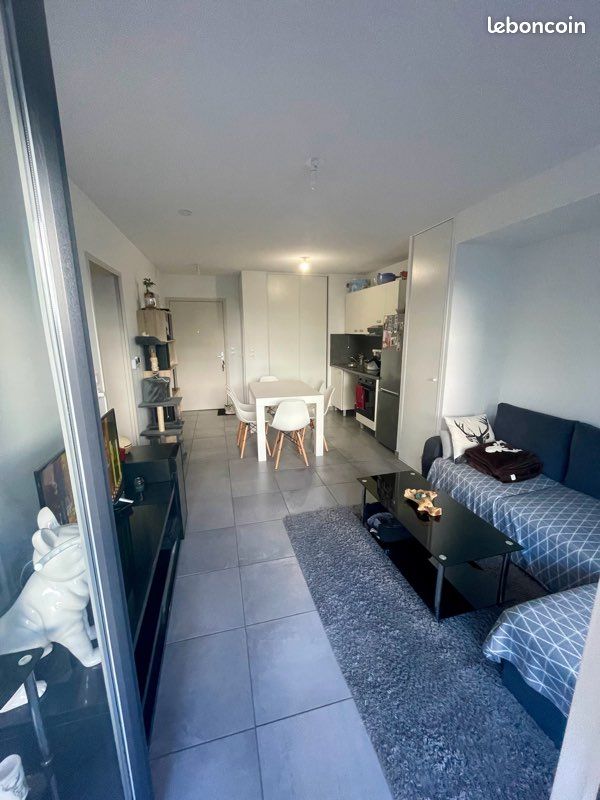 Appartement 3 pièces 39 m² · à Meyzieu · 39 m² · 820 €/mois