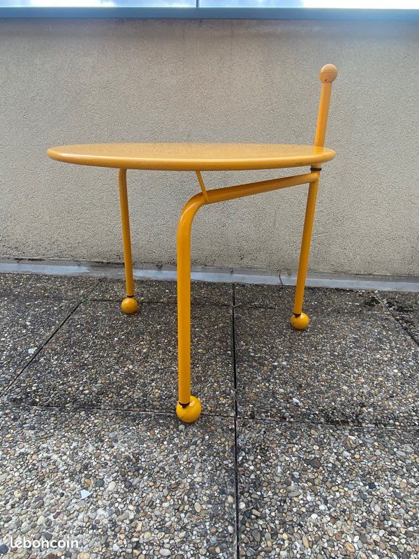 Table basse d’appoint Tord Bjoklund années 80 (image 1)