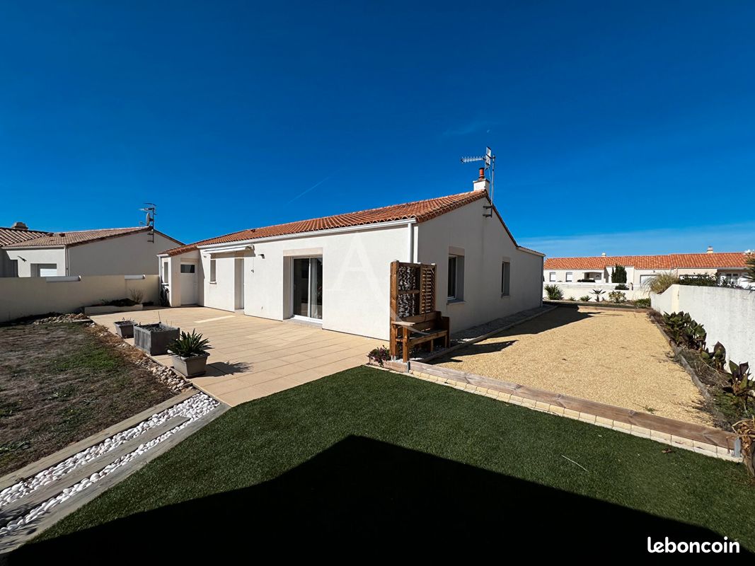 Maison 5 pièces 117 m² · à Angles · 117 m² · 312 400 €