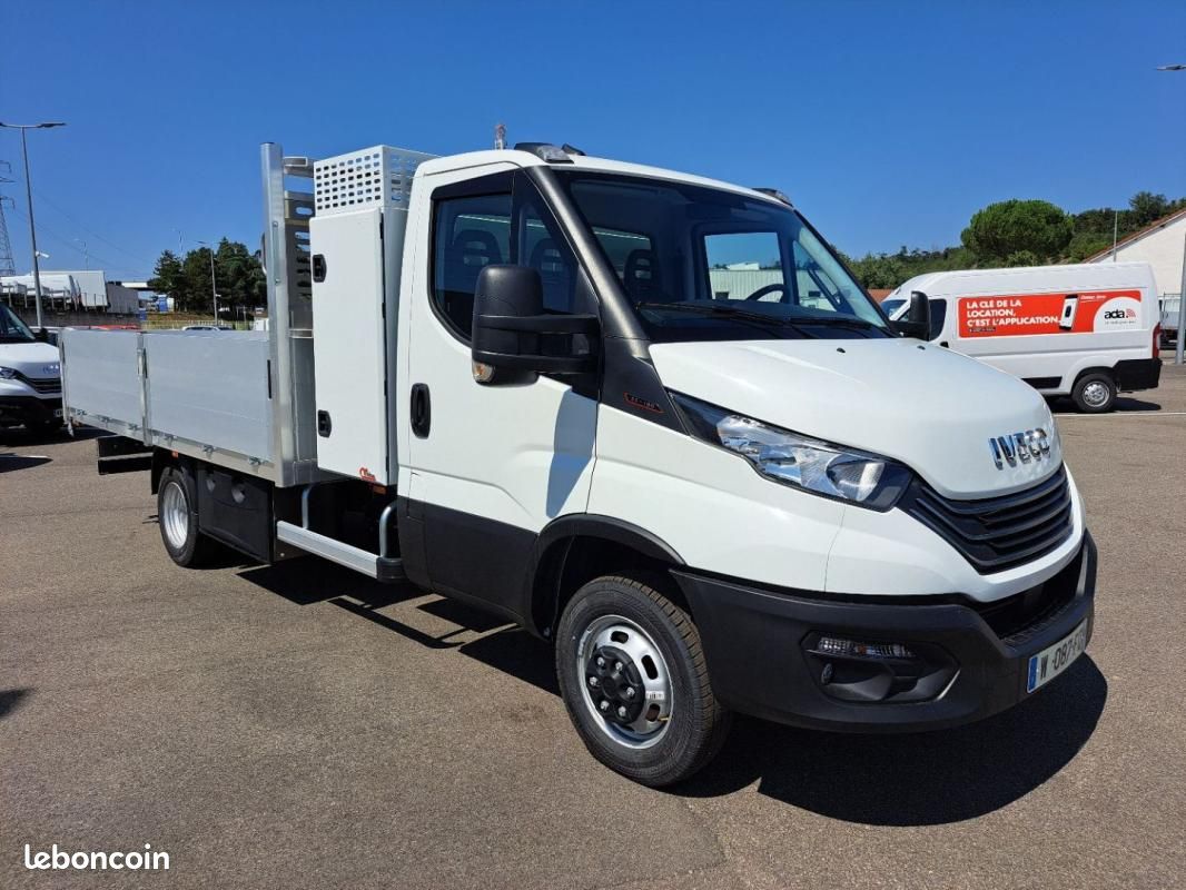 Iveco Daily PLATEAU 35C16 160CV 3L ALUMINIUM 3M80 COFFRE PANIER (image 1)