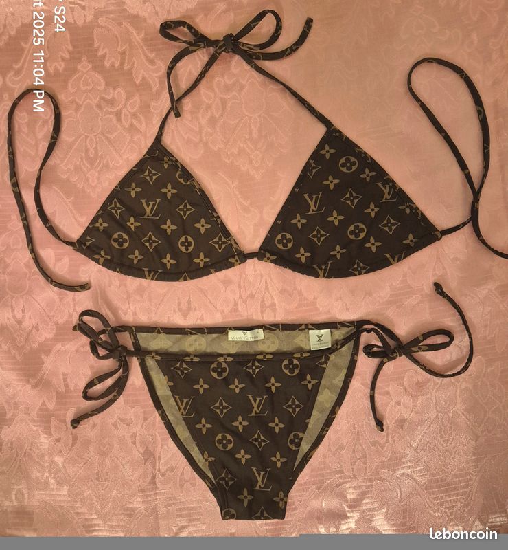 Maillot LOUIS VUITTON Vêtements