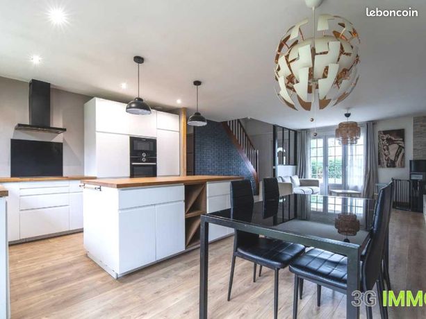 Maison 7 pièces 140 m²