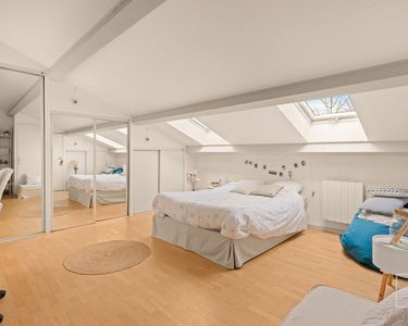 Maison 1 280 000 € - 230 m²